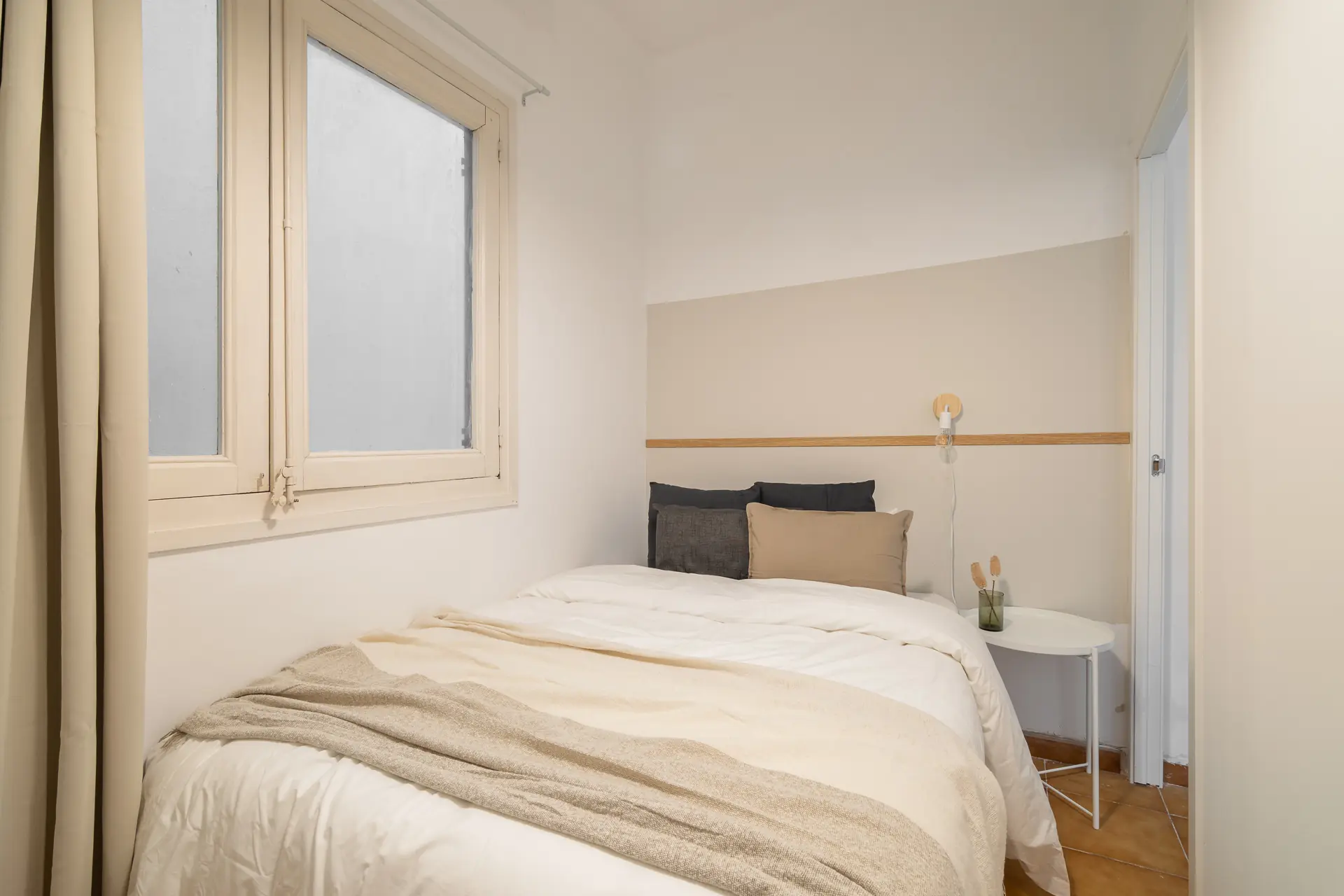 Private room in Barcelona photo 2