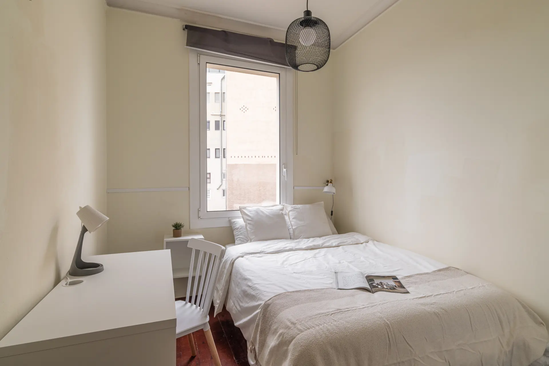 Private room in Barcelona photo 2