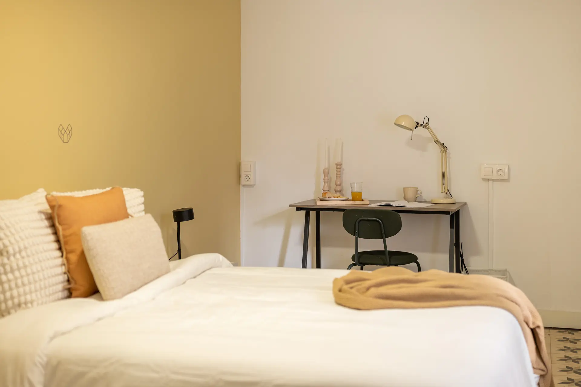 Private room in Barcelona photo 5