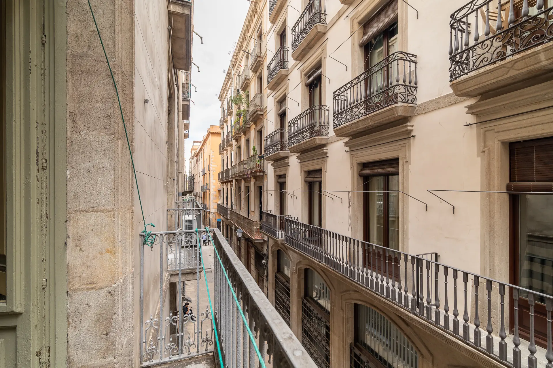 Private room in Barcelona photo 4