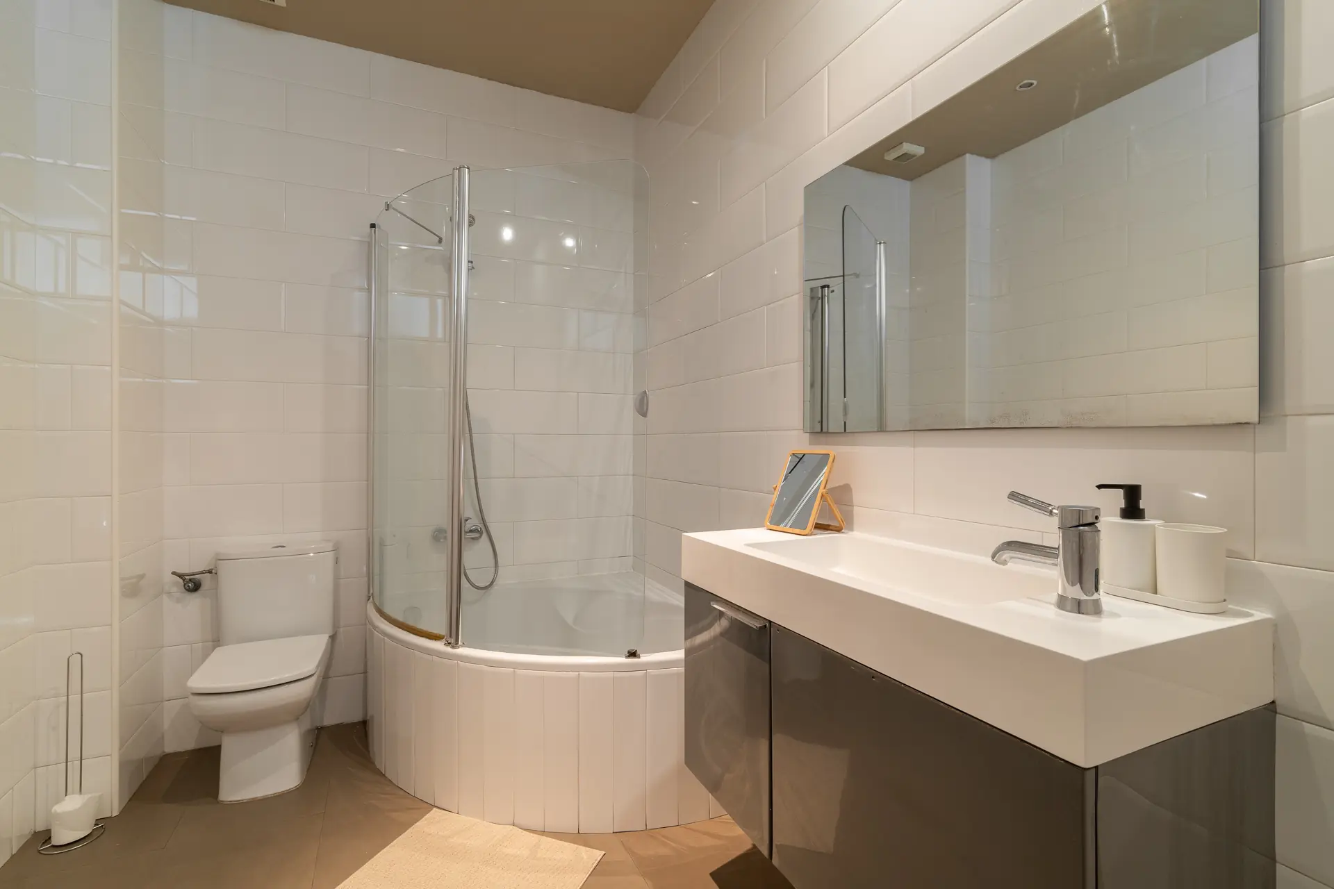 Private room in Barcelona photo 5