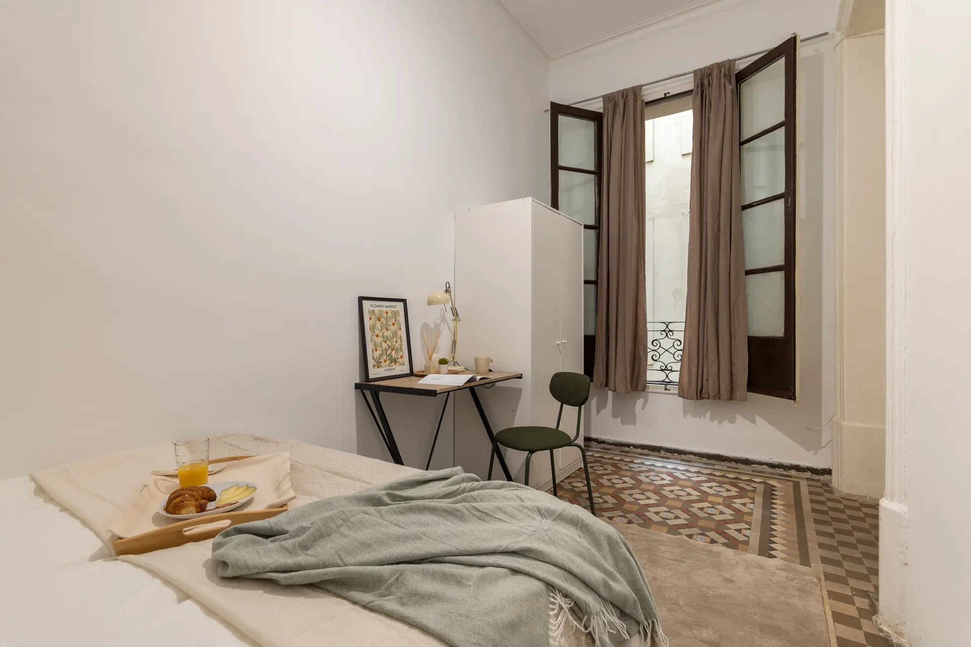 Private room in Barcelona photo 4