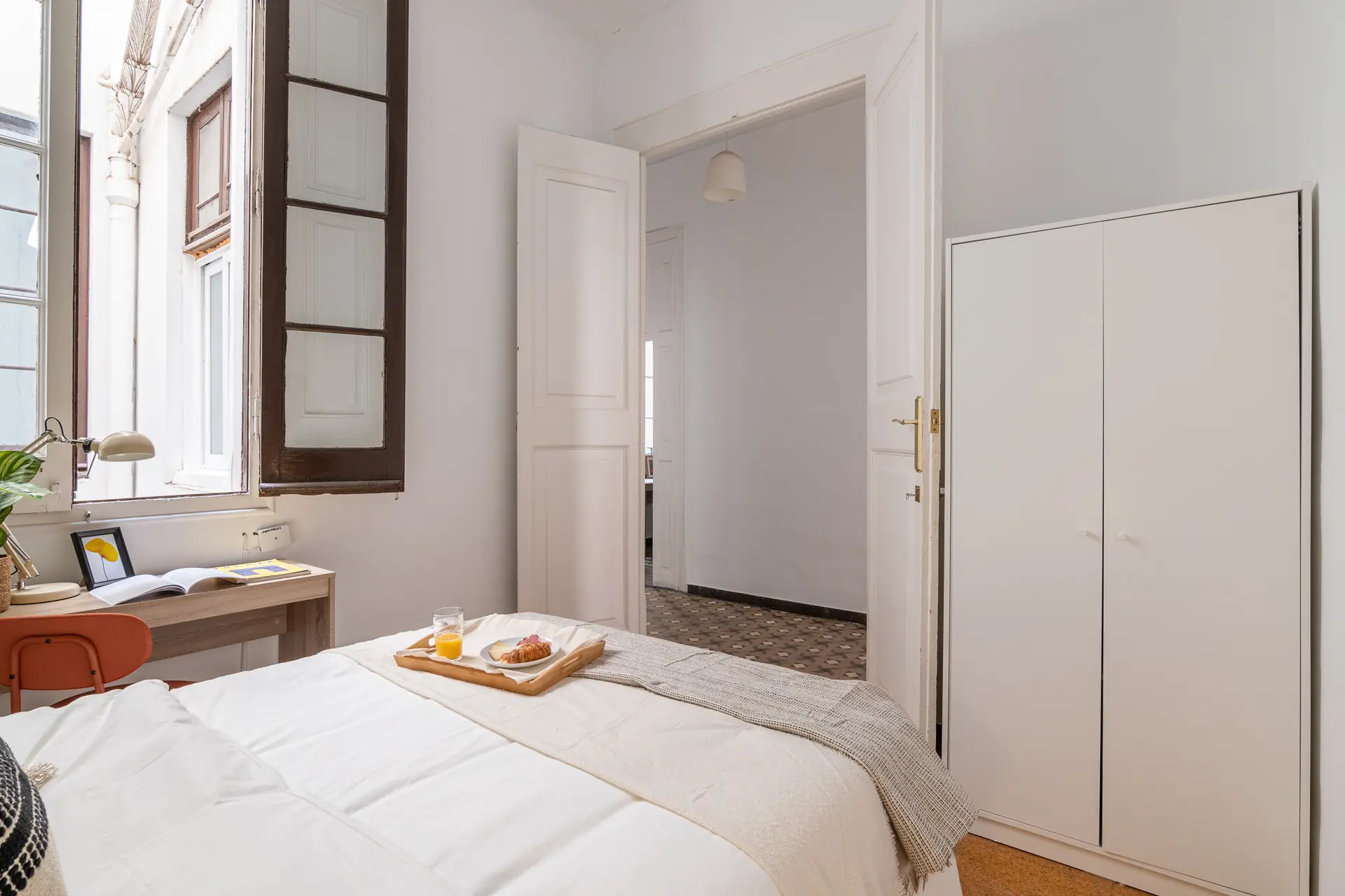 Private room in Barcelona photo 3