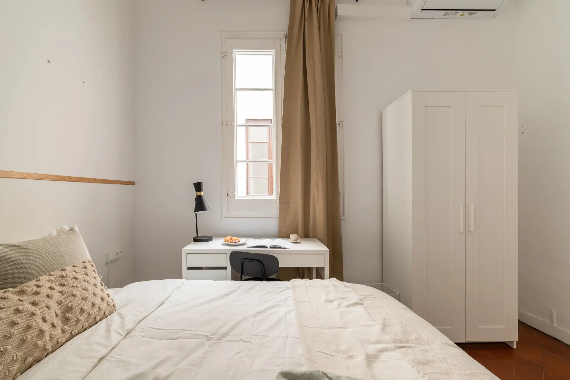 Private room in Barcelona photo 2