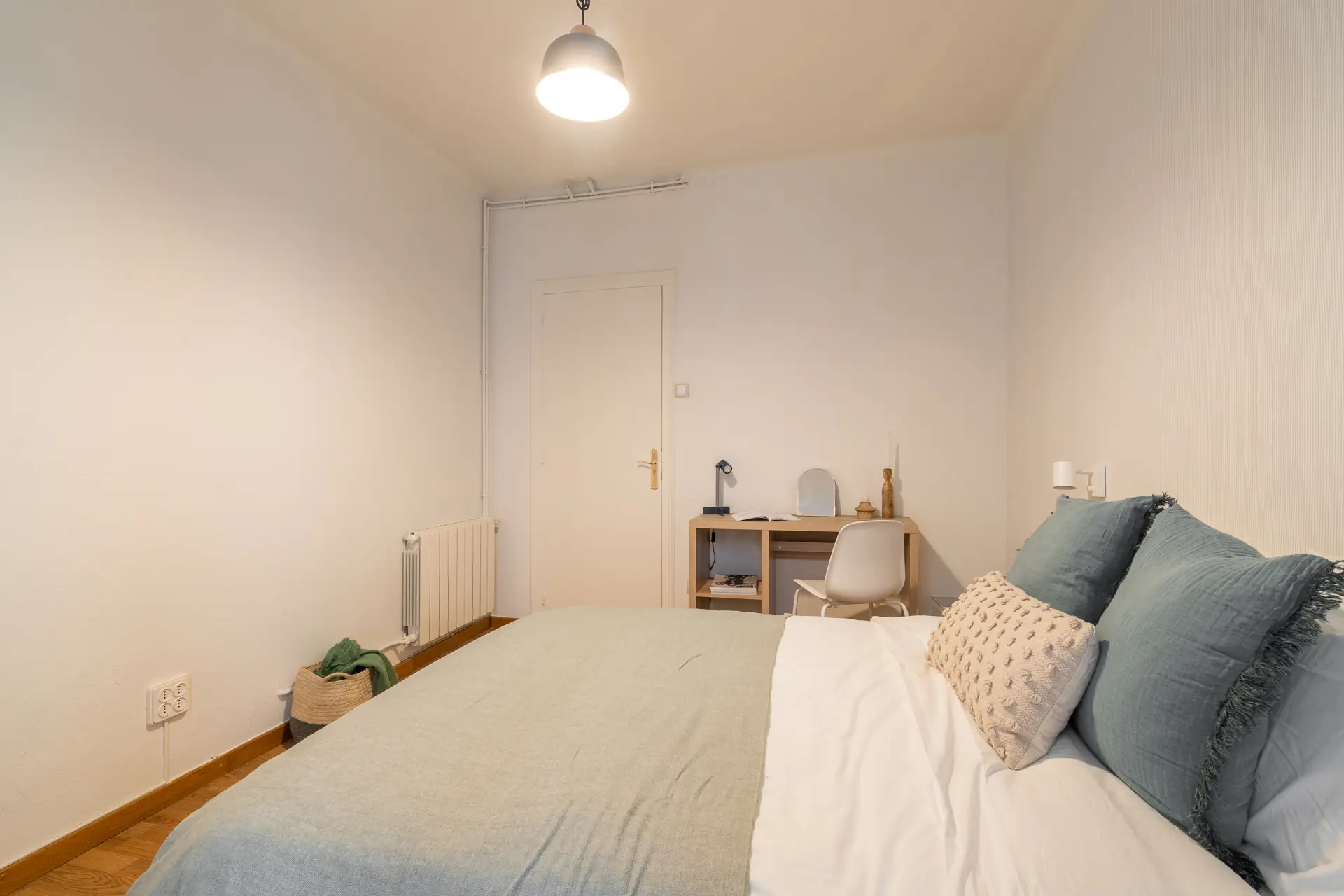 Private room in Barcelona photo 3