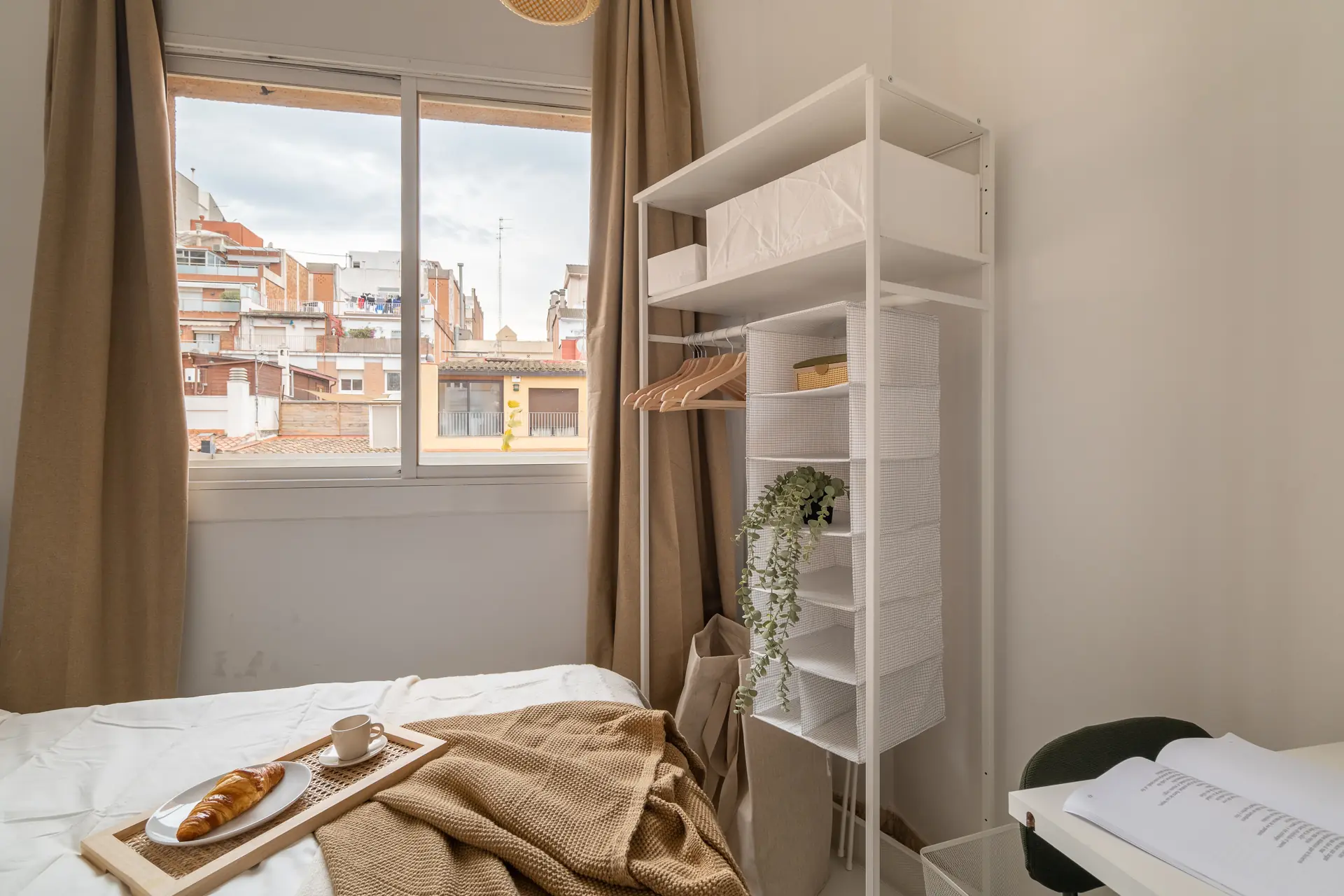 Private room in Barcelona photo 2