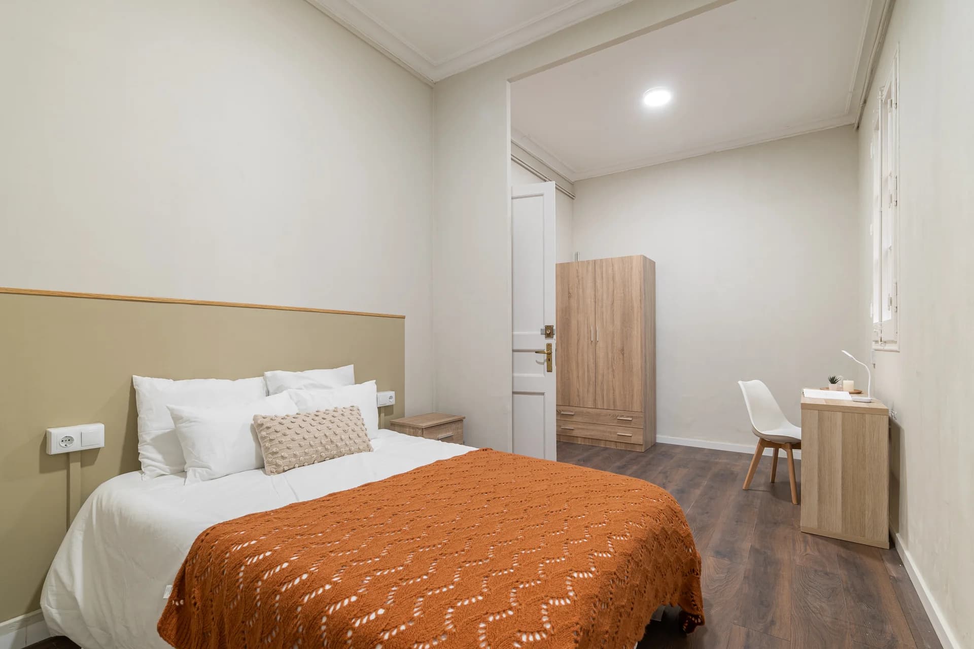 Private room in Barcelona photo 3