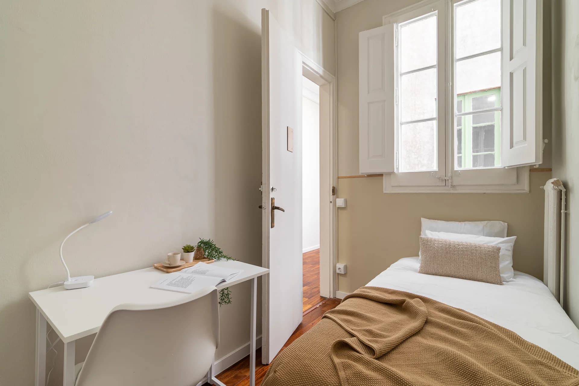 Private room in Barcelona photo 2