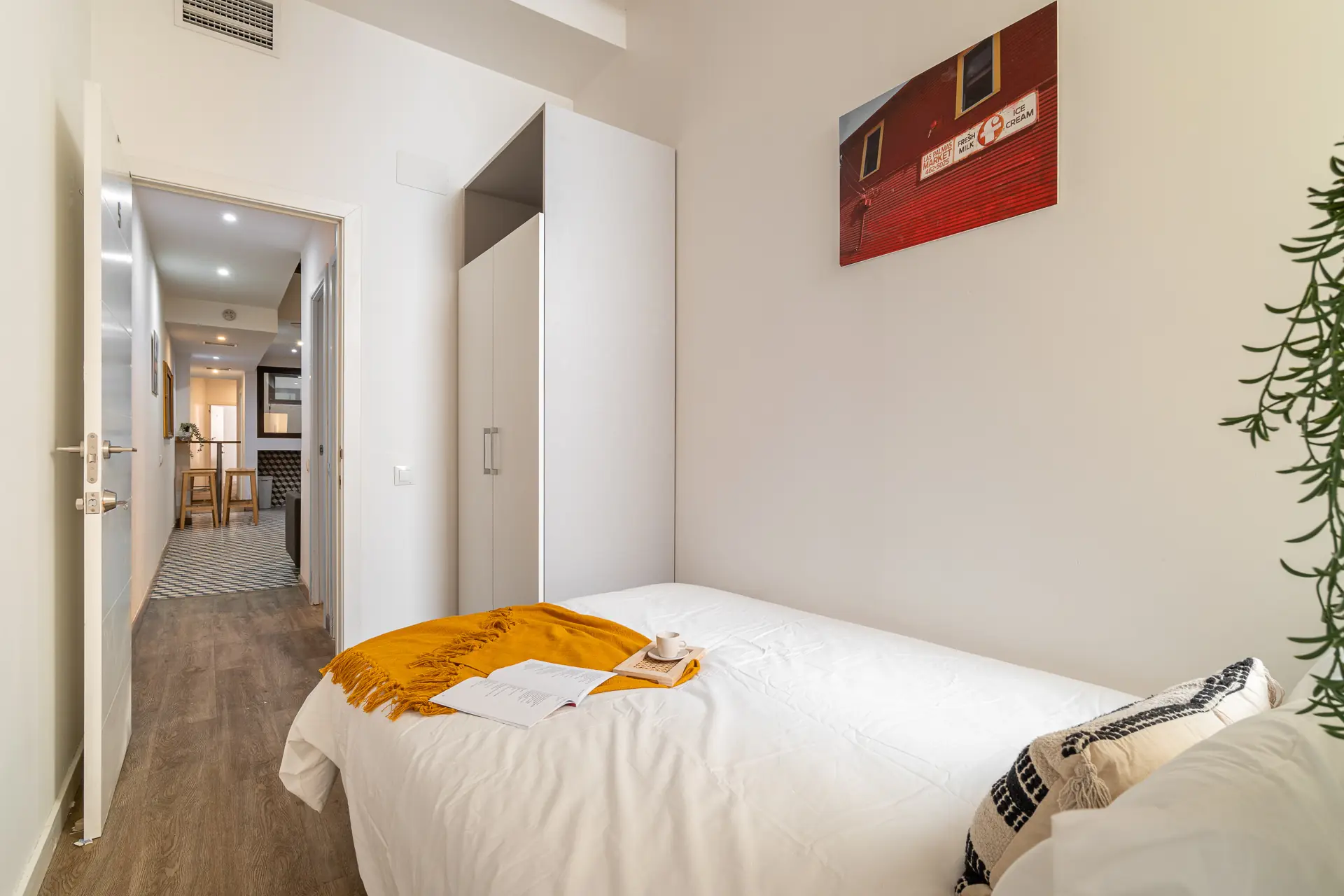 Private room in Barcelona photo 3