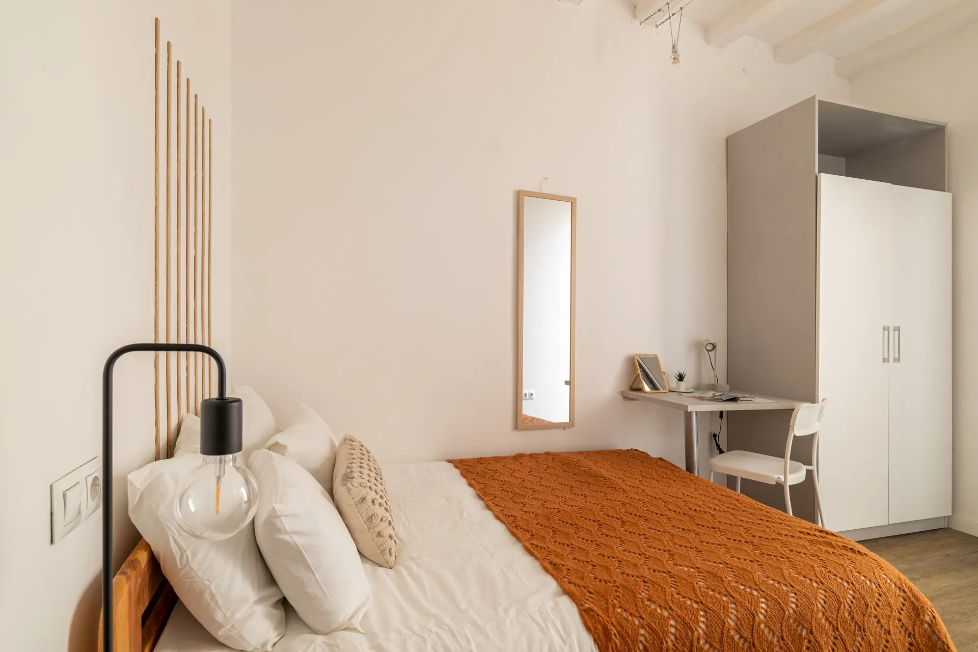 Private room in Barcelona photo 2