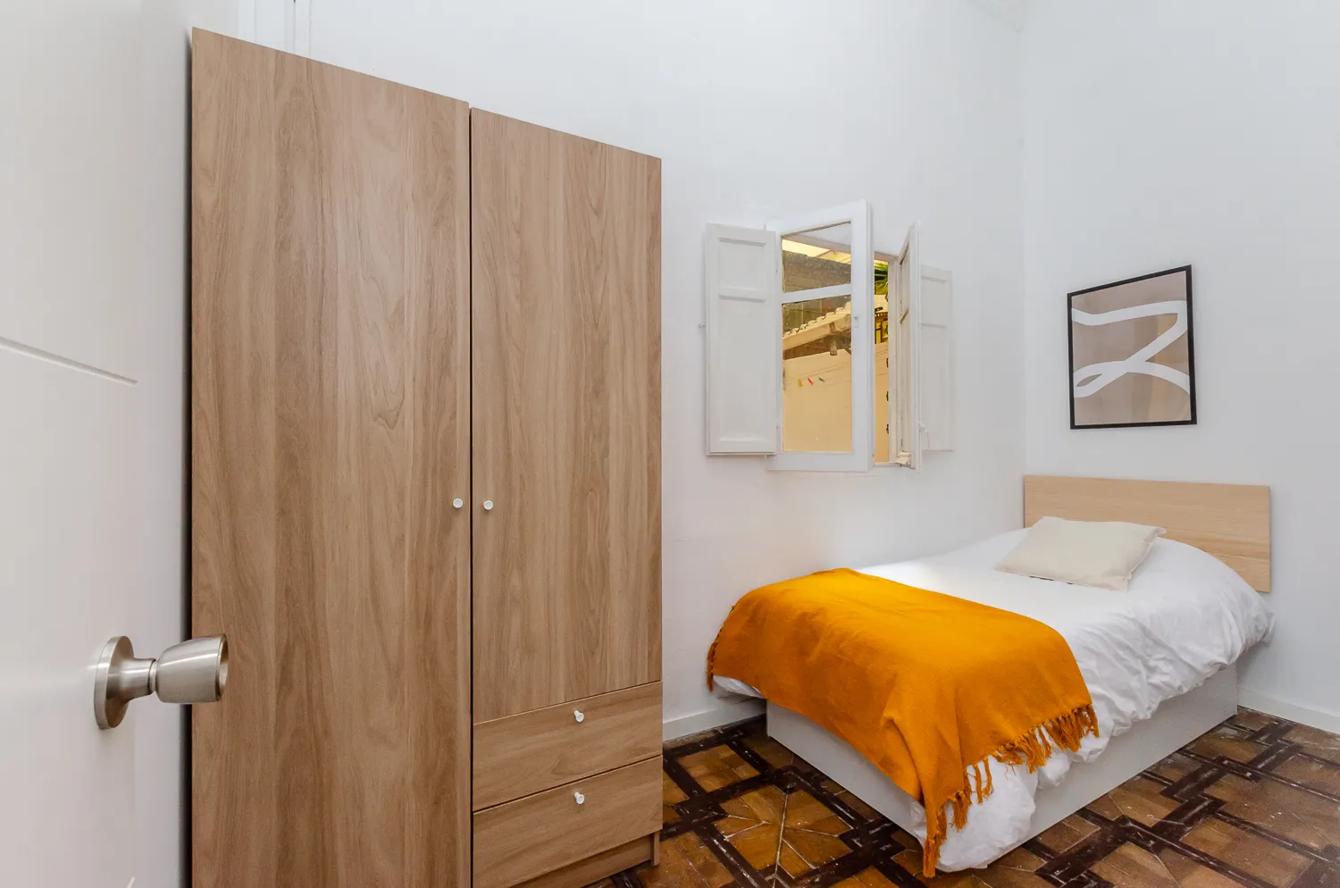 Private room in Barcelona photo 2