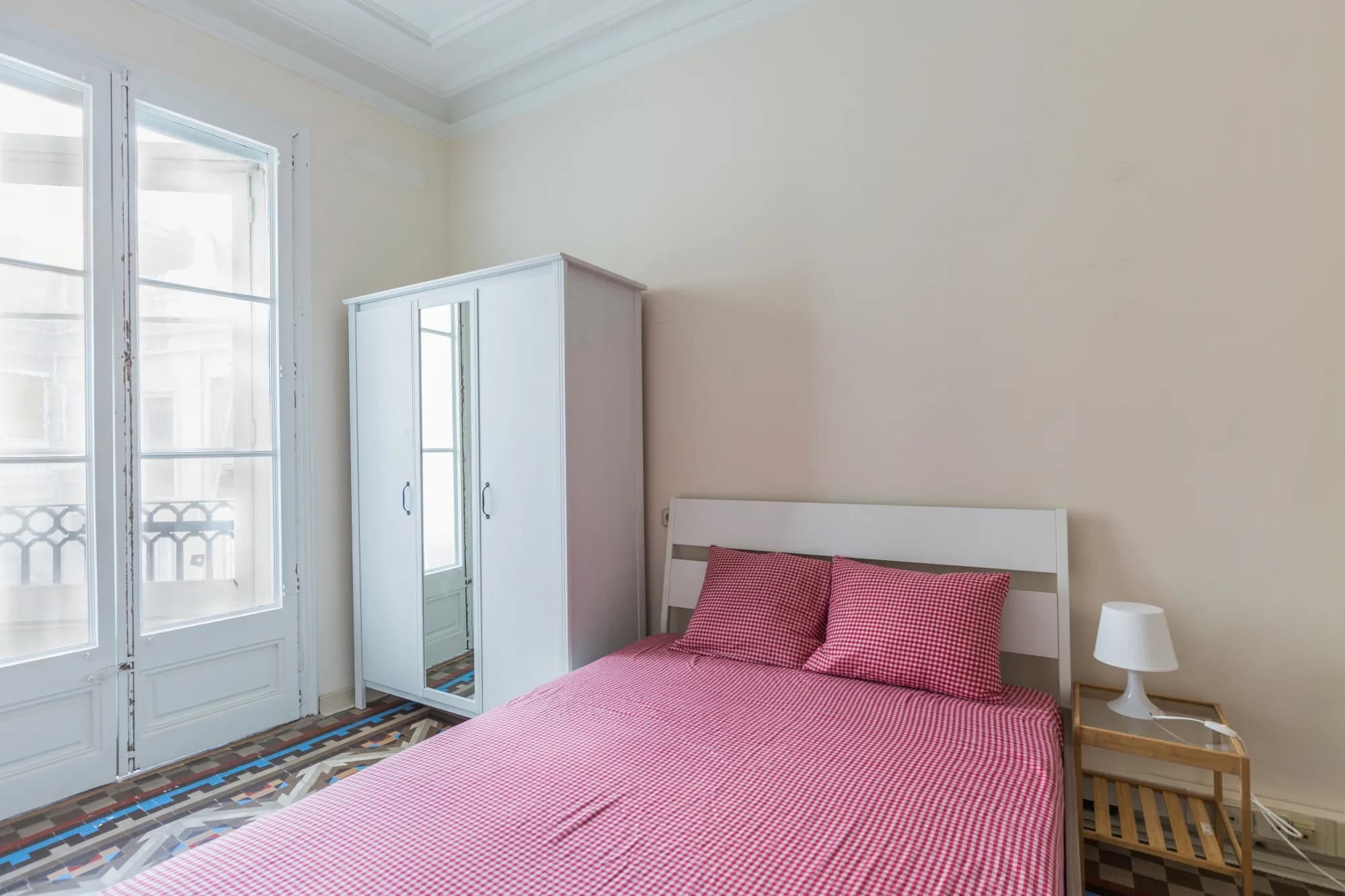 Private room in Barcelona photo 3