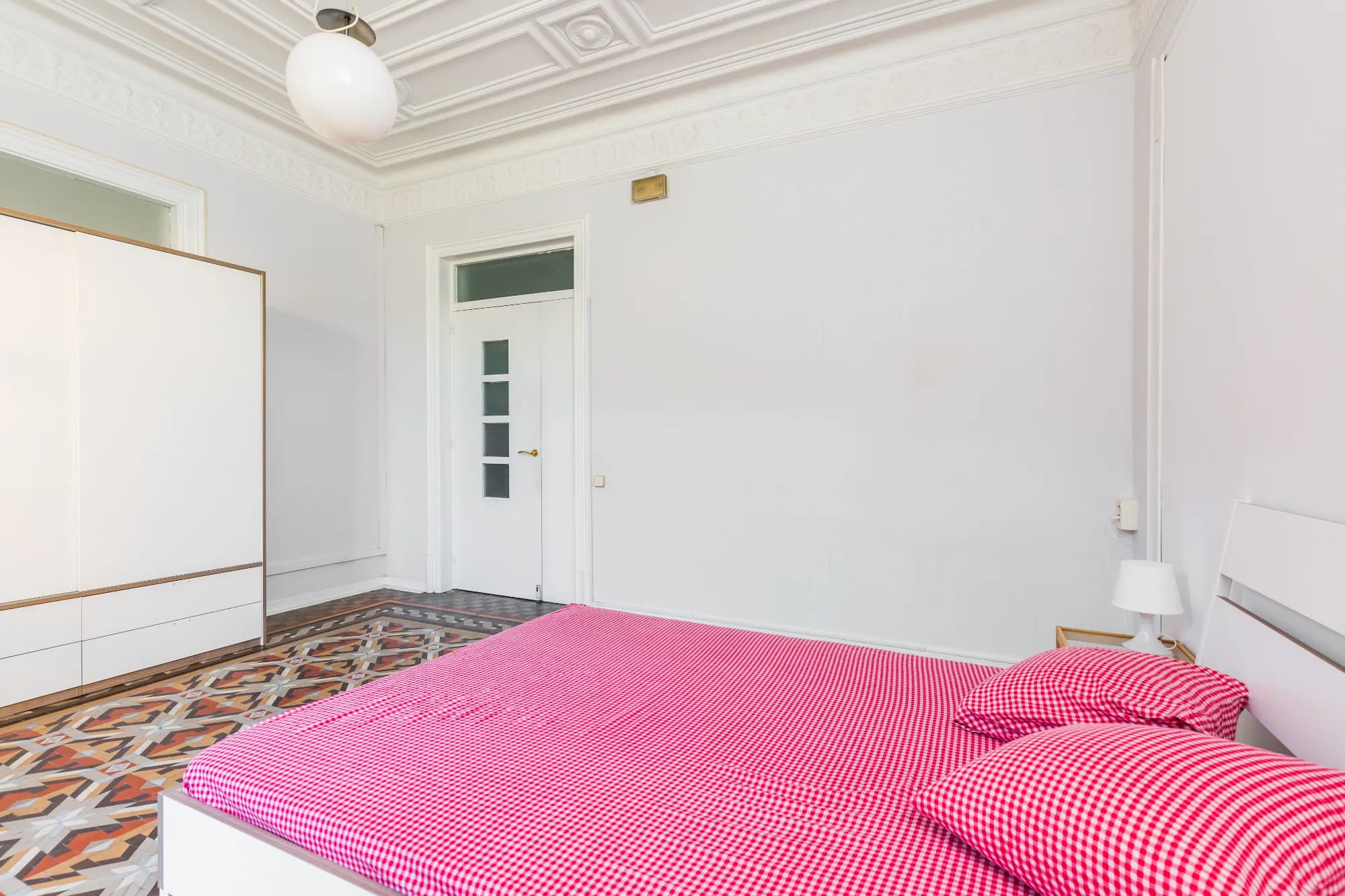 Private room in Barcelona photo 2