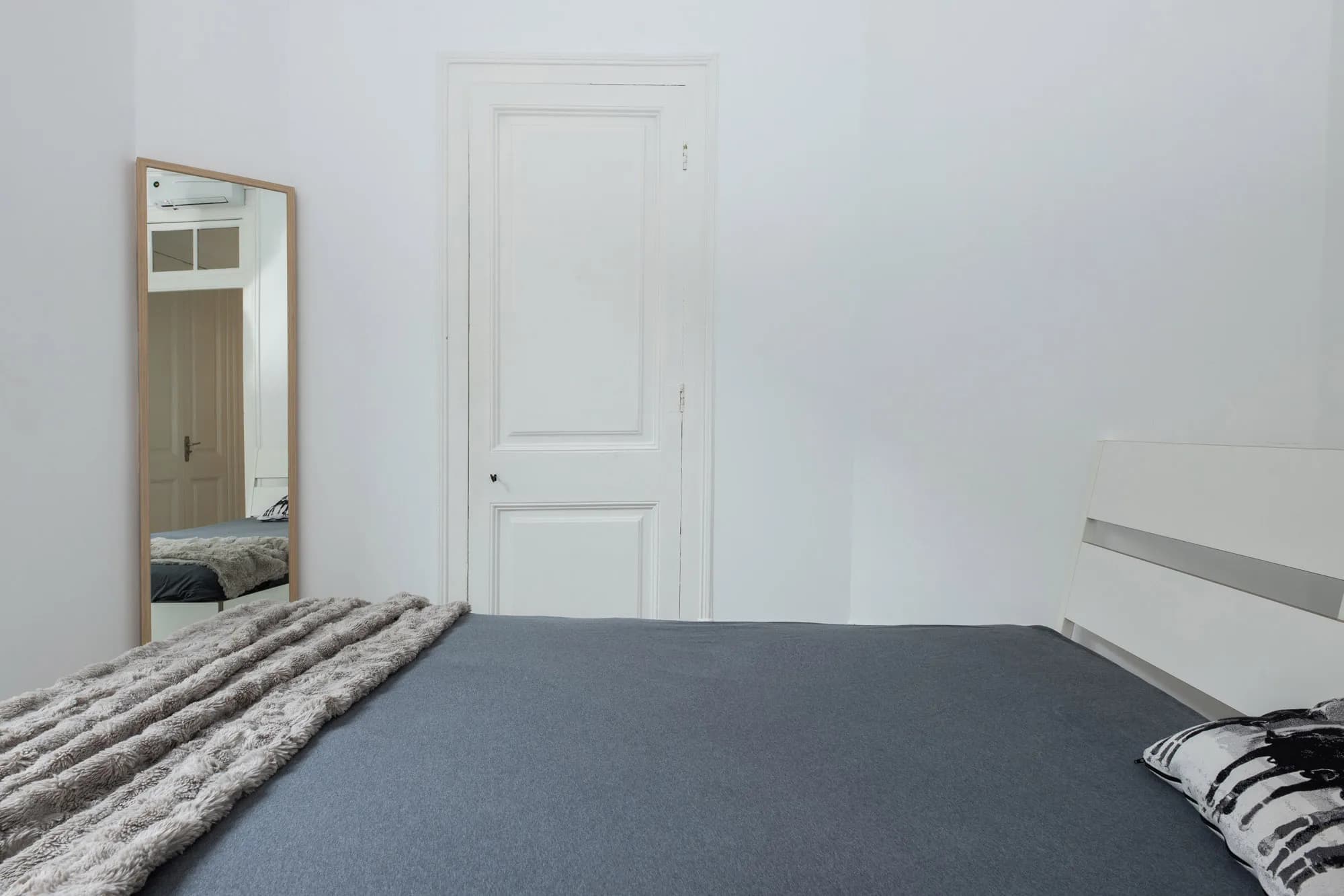 Private room in Barcelona photo 2