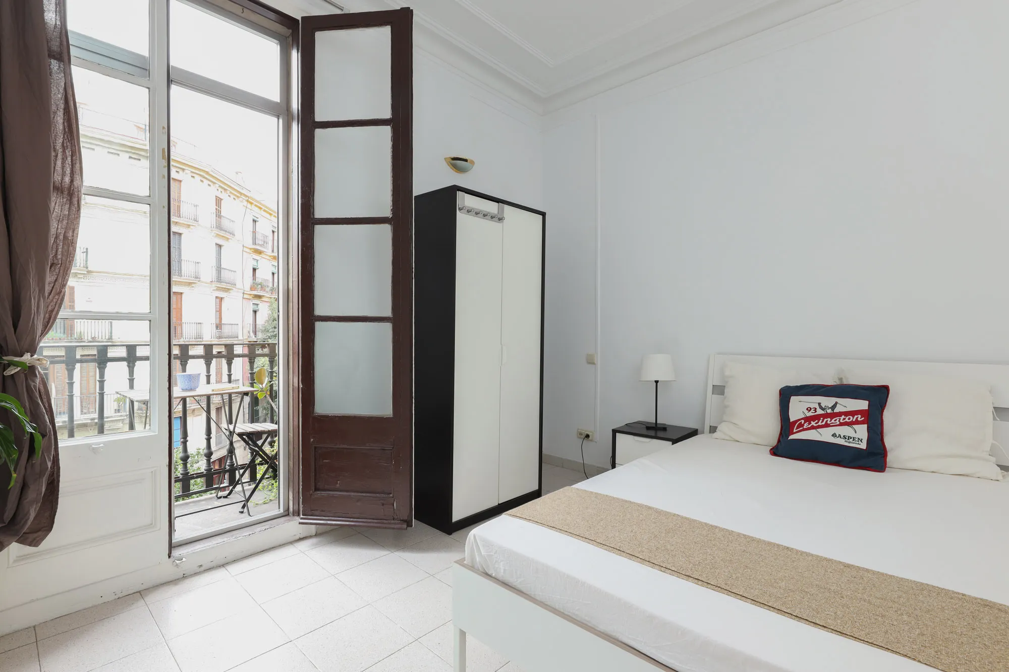 Private room in Barcelona photo 2