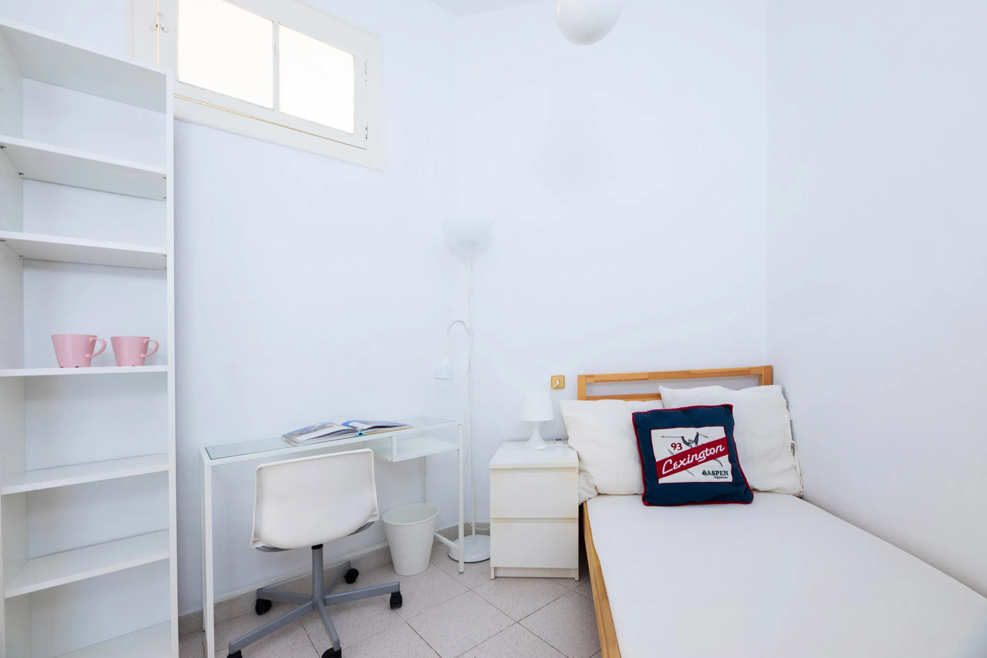 Private room in Barcelona photo 2