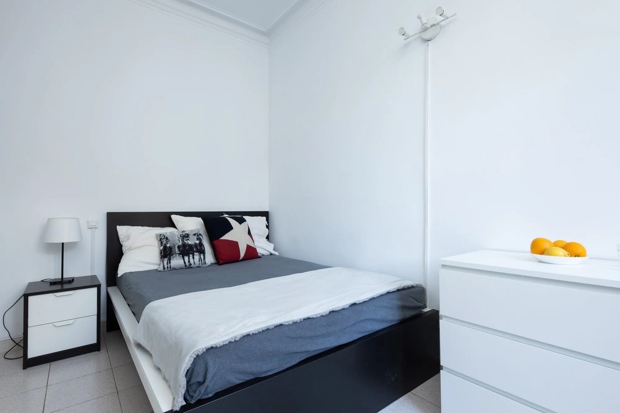 Private room in Barcelona photo 3