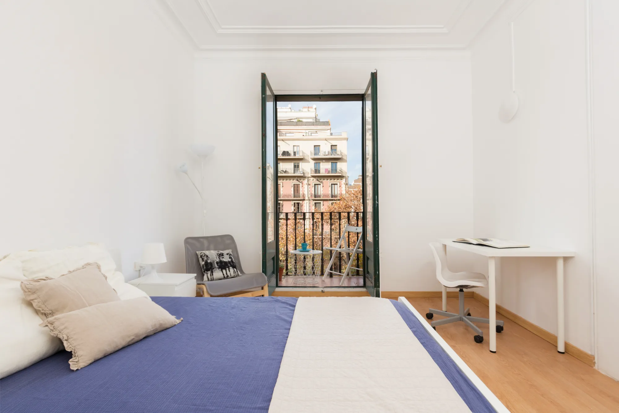 Private room in Barcelona photo 2