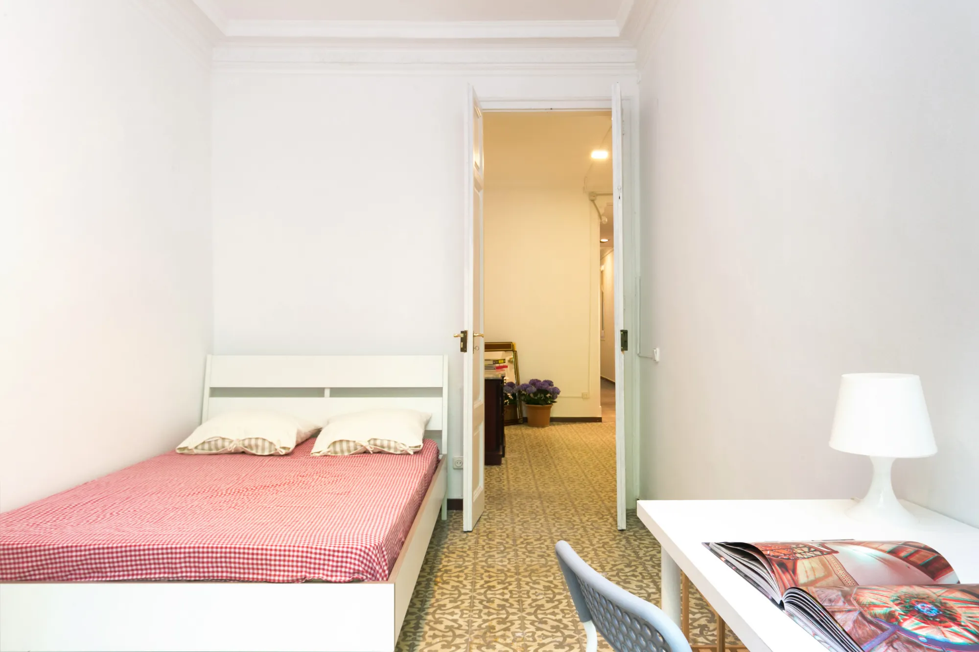 Private room in Barcelona photo 2