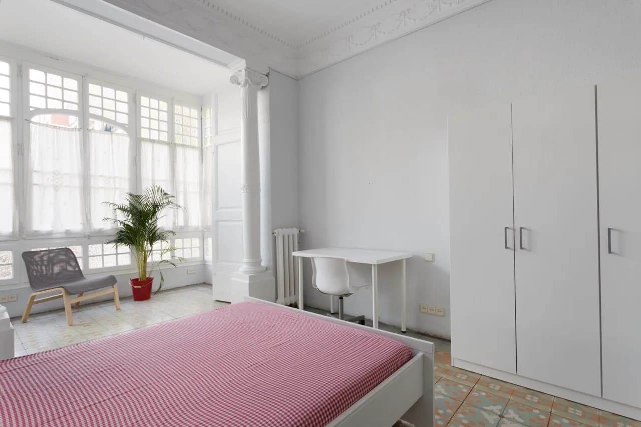 Private room in Barcelona photo 2