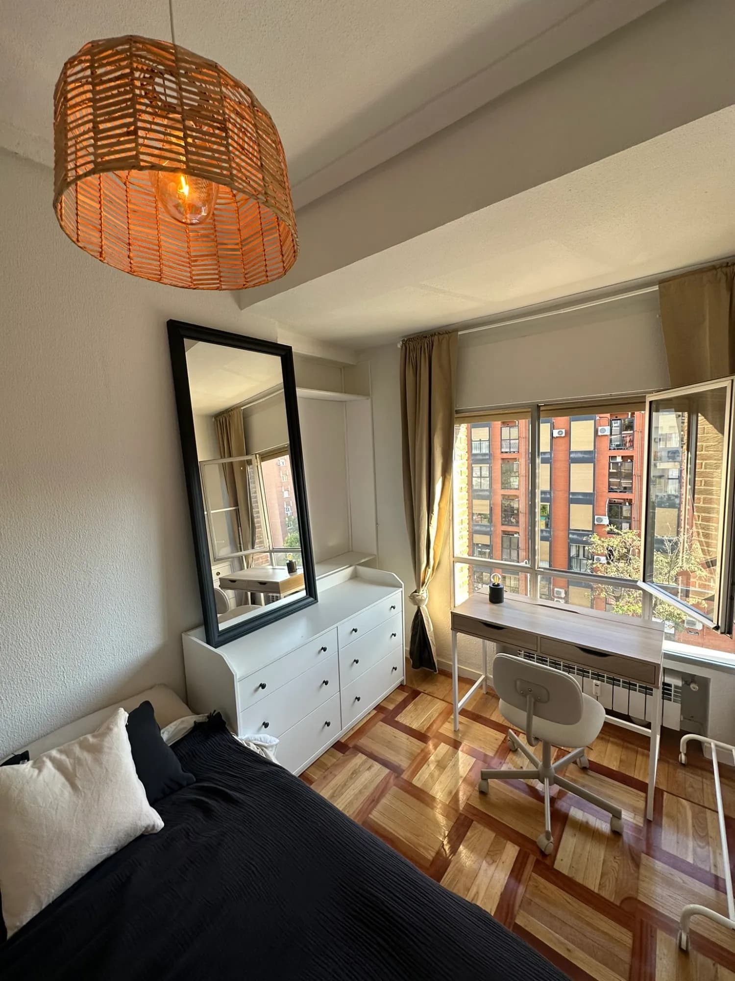 Habitación privada en Madrid photo 2