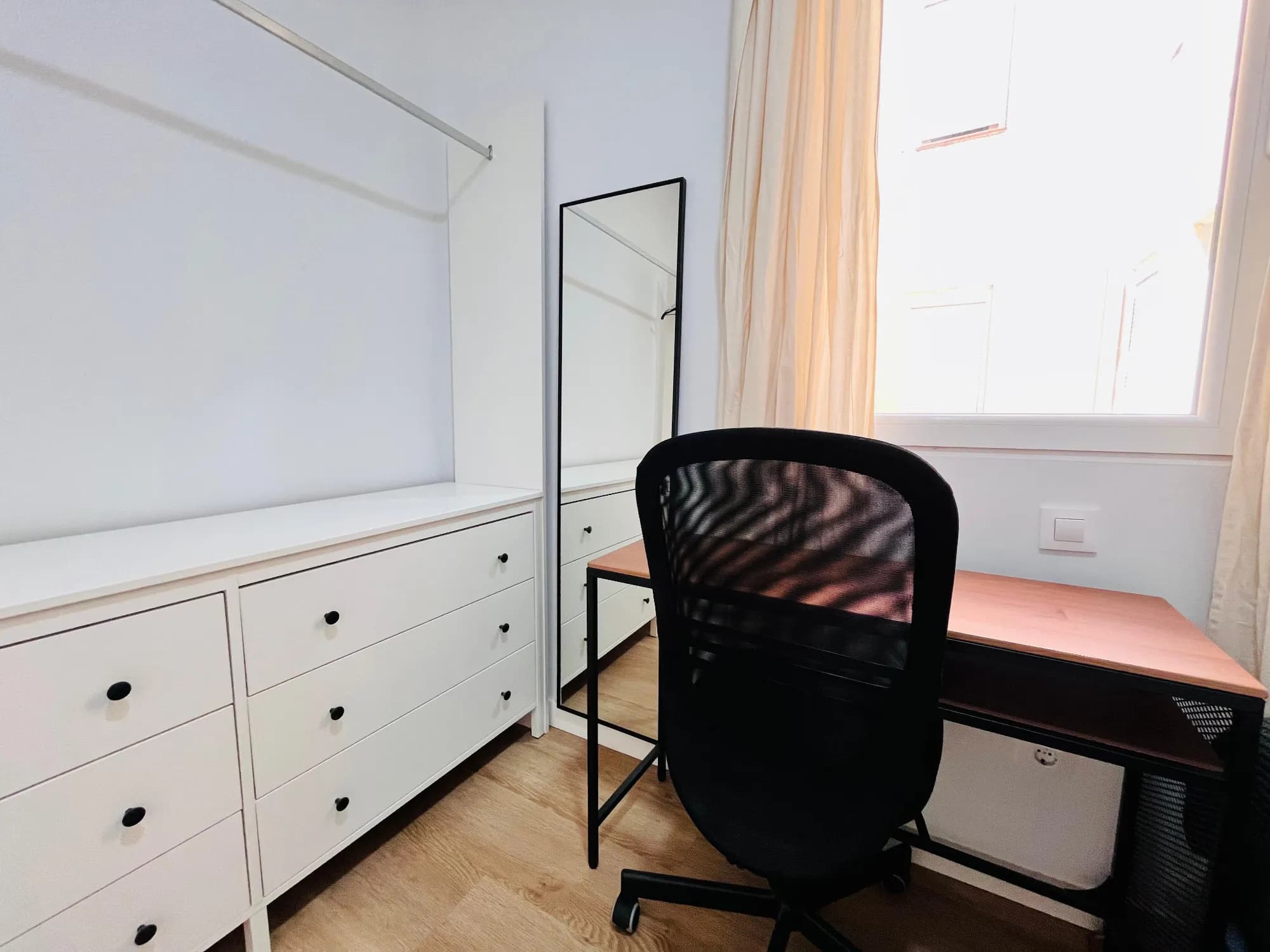Private room in Madrid photo 2