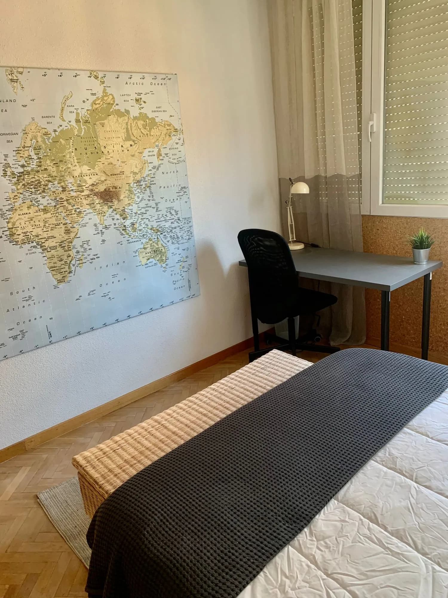Private room in Madrid photo 4