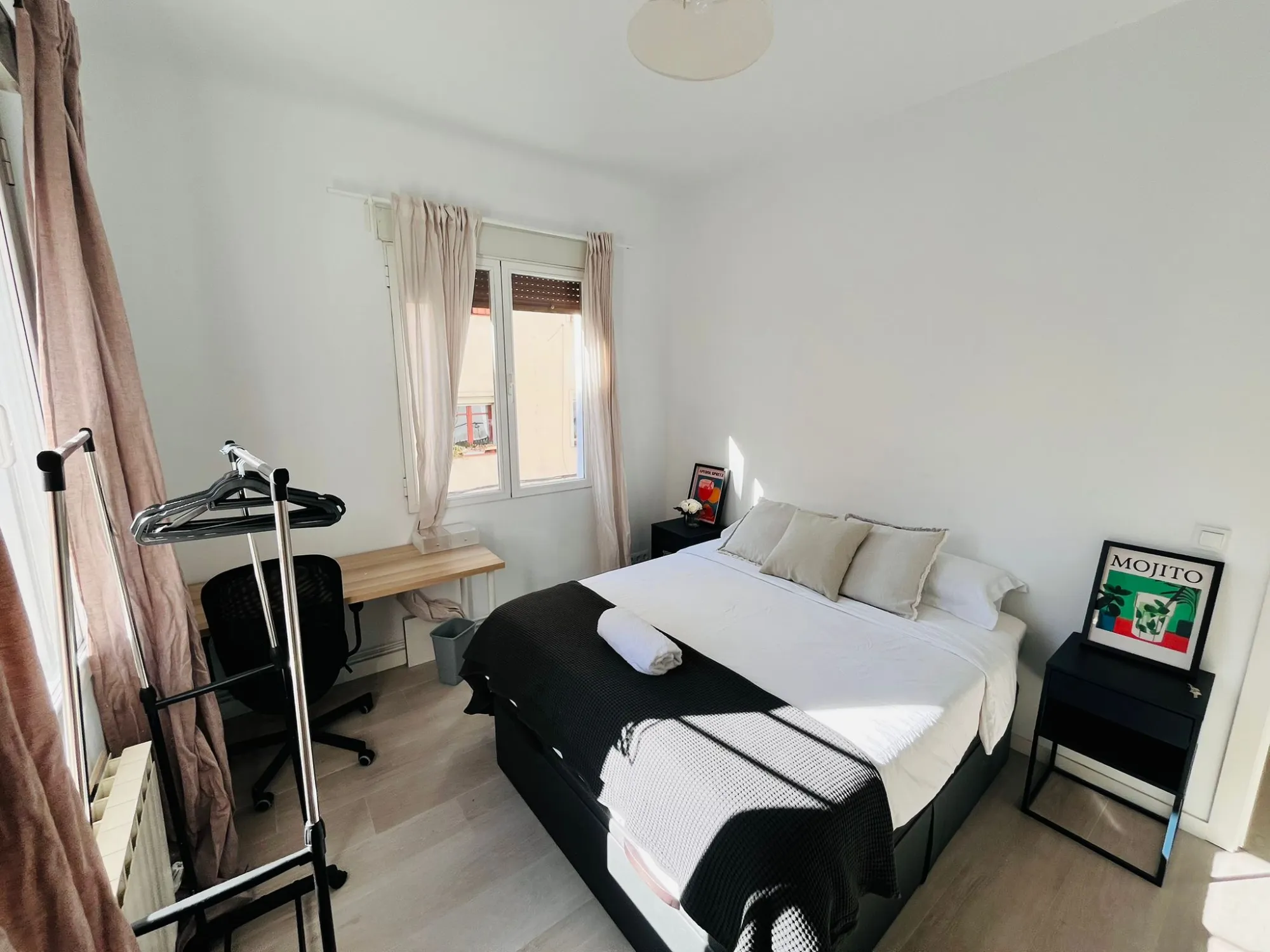 Private room in Madrid photo 4