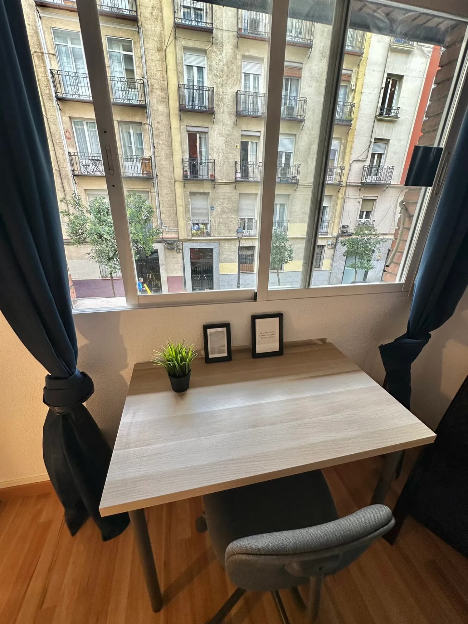 Private room in Madrid photo 2