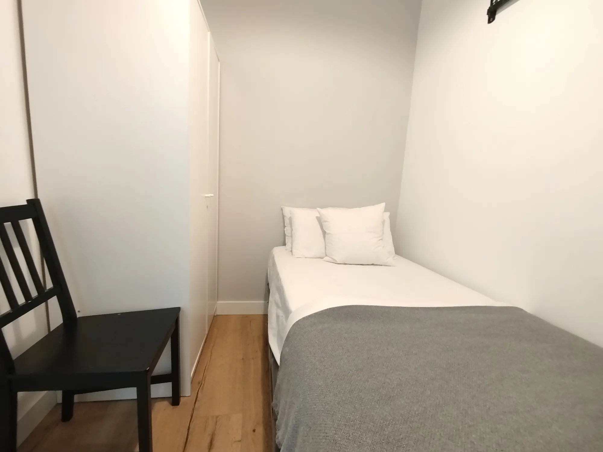 Private room in Madrid photo 2