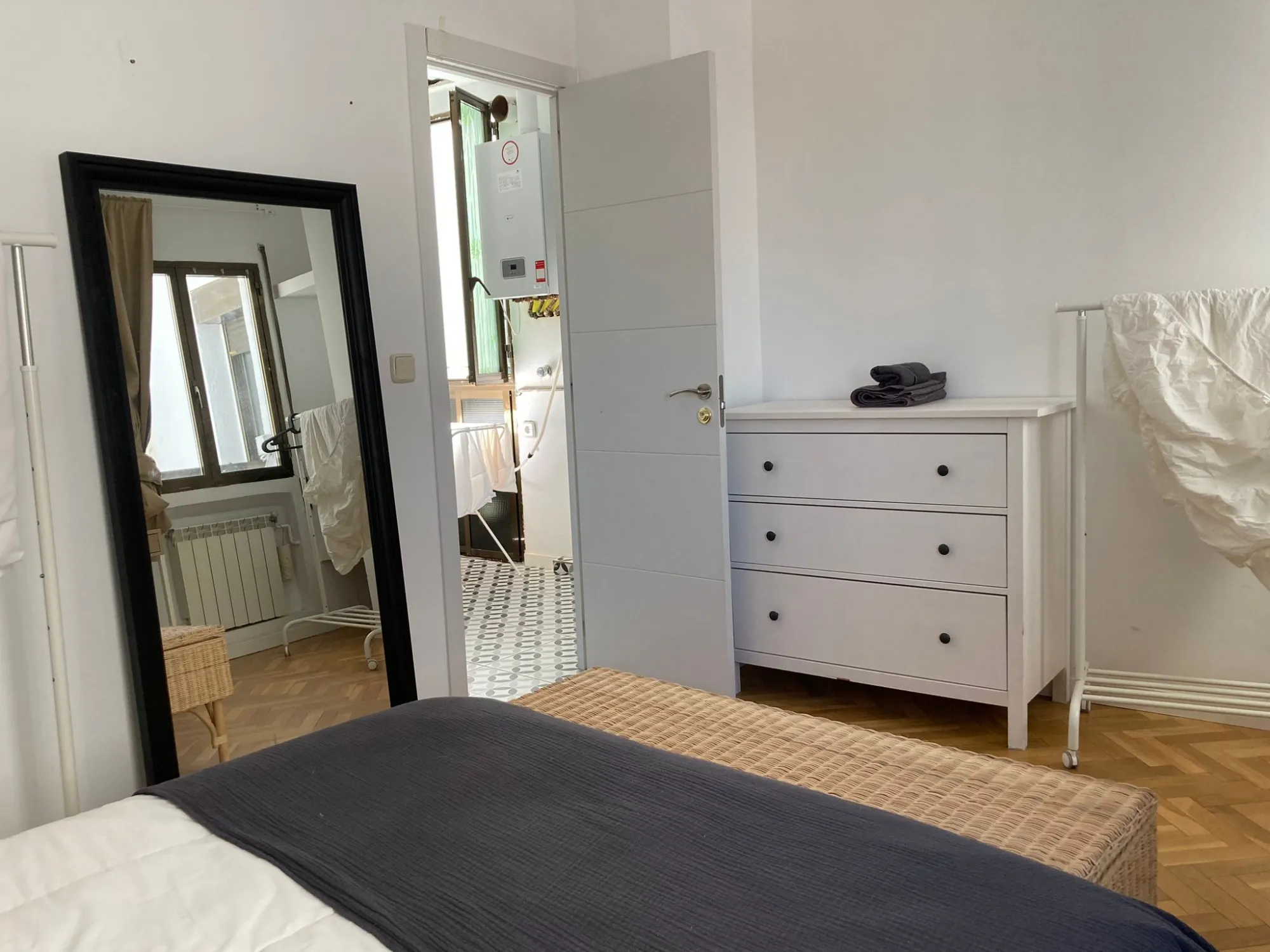 Private room in Madrid photo 2