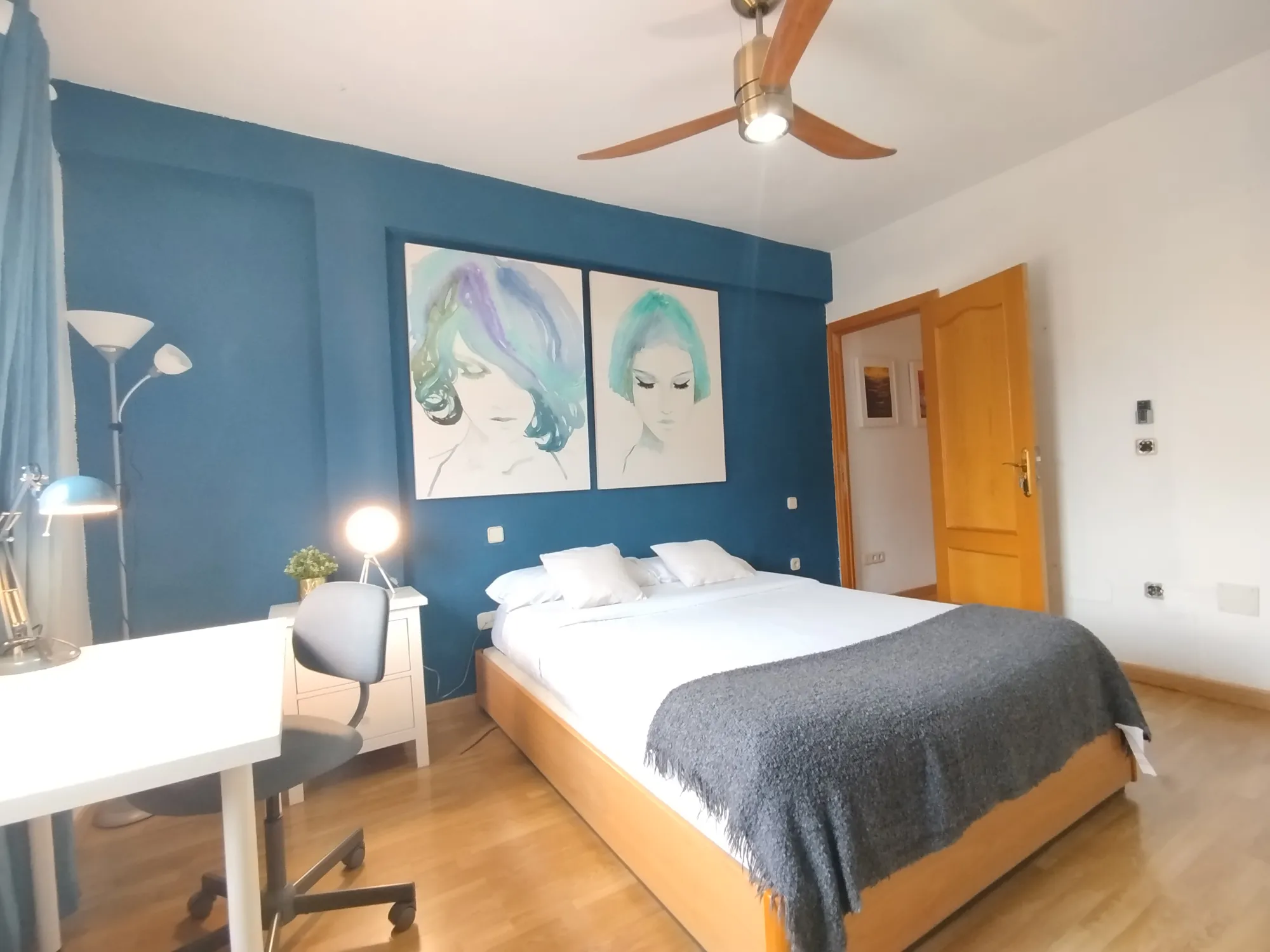Private room in Madrid photo 4