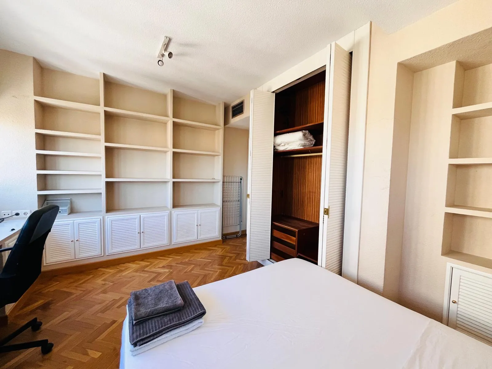 Stanza privata a Madrid photo 2