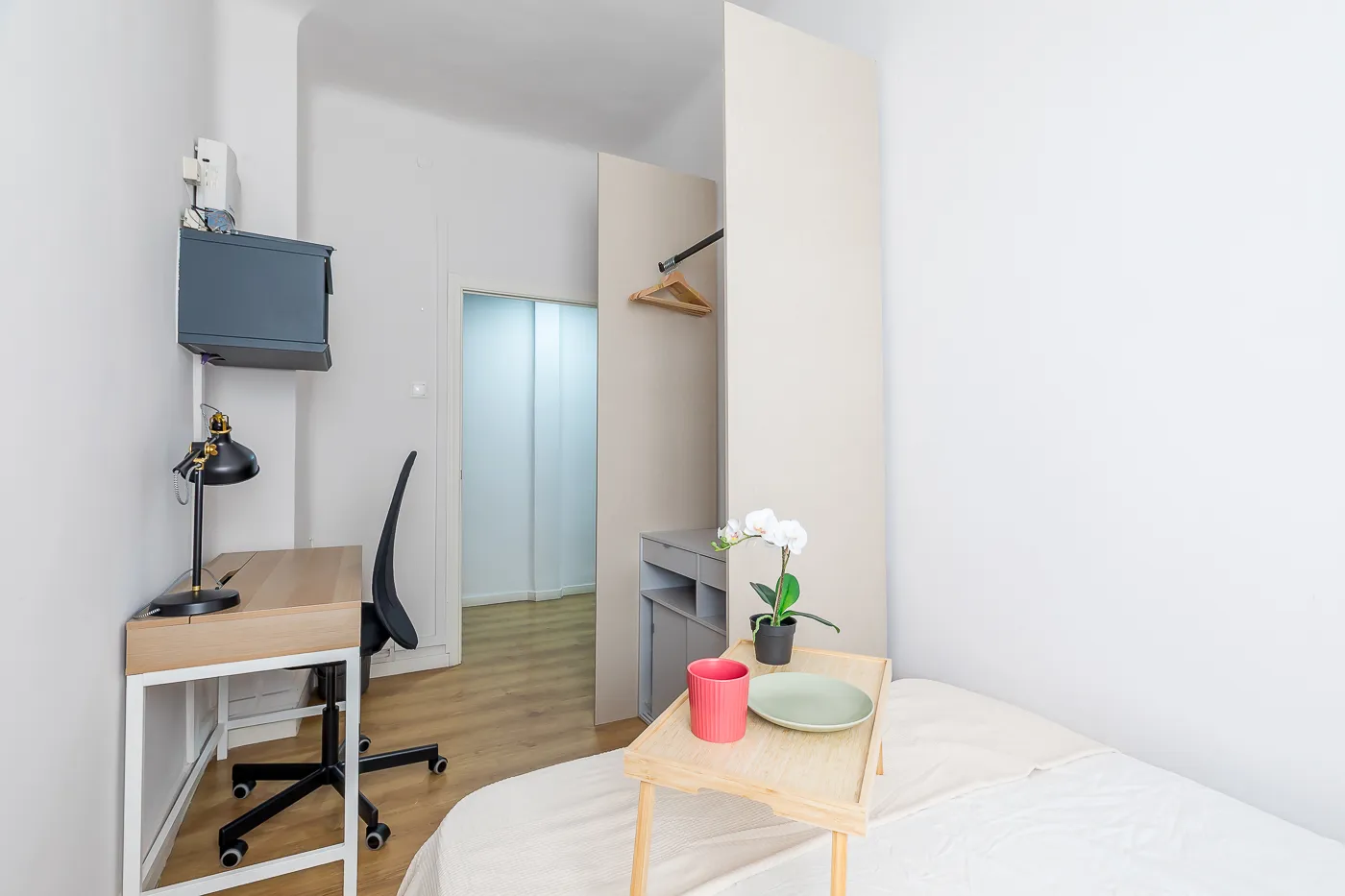 Private room in Madrid photo 3