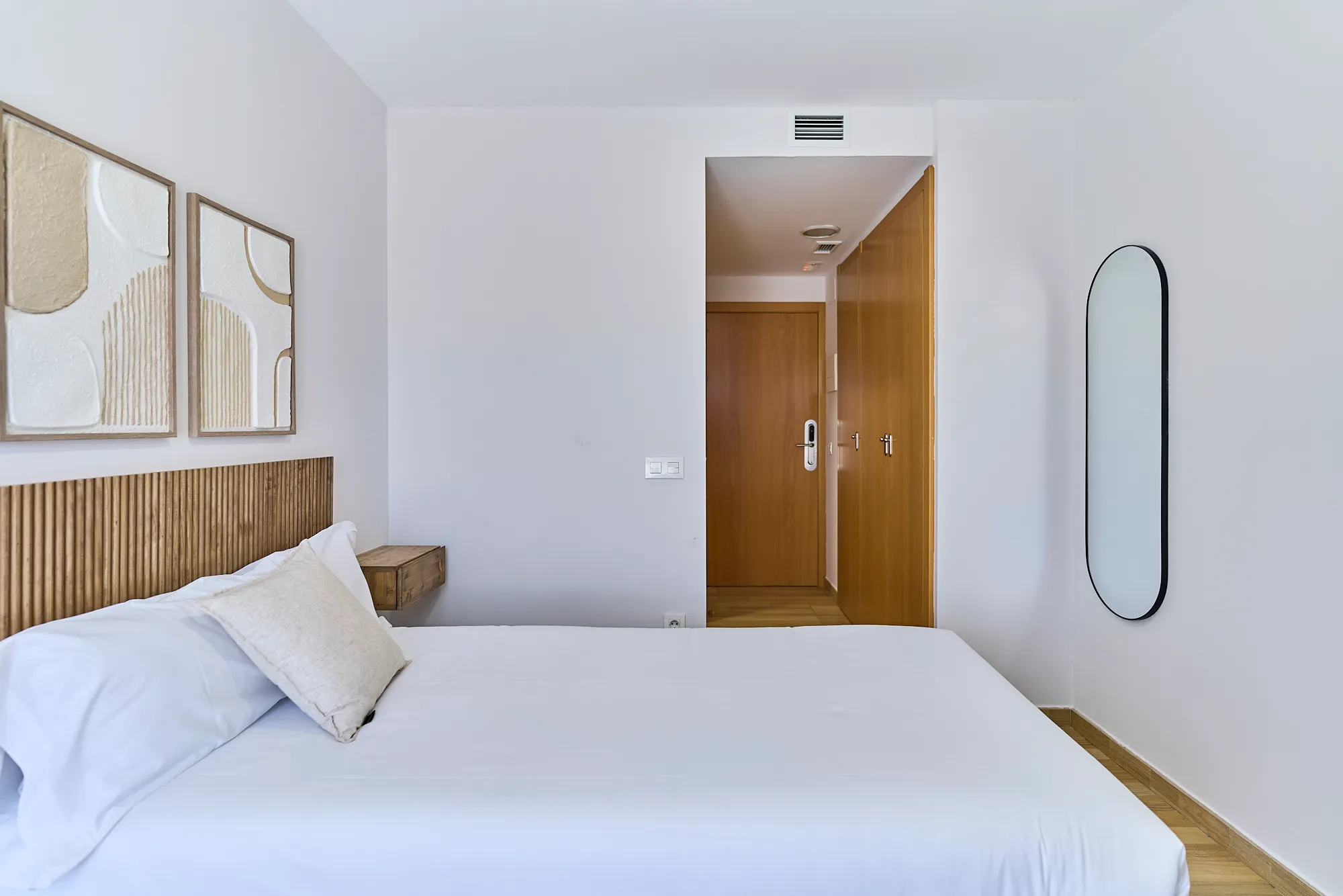 Room 16