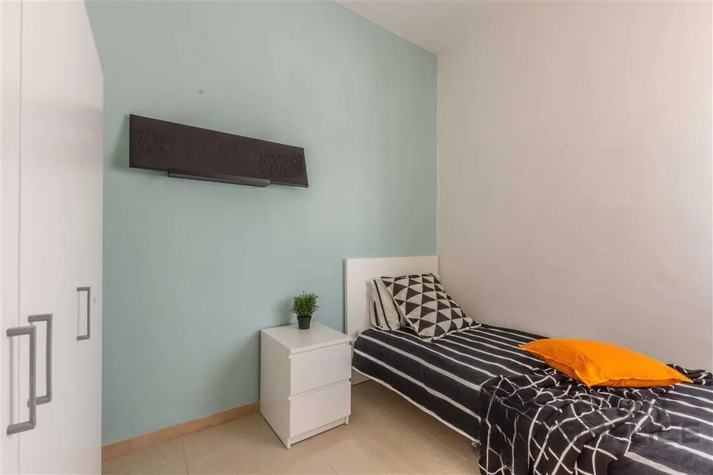 Private room in Pisa