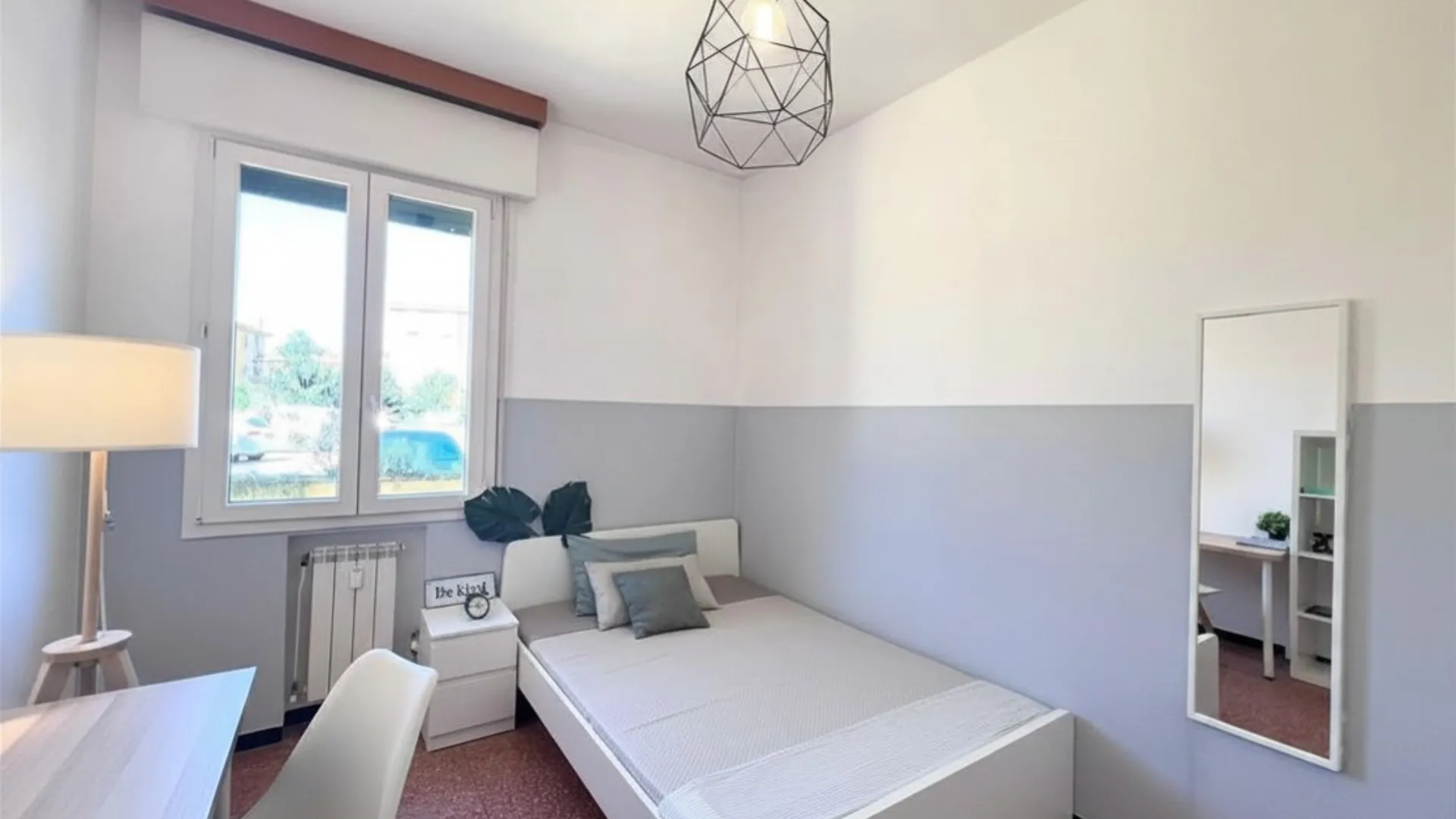 Private room in Milan photo 2