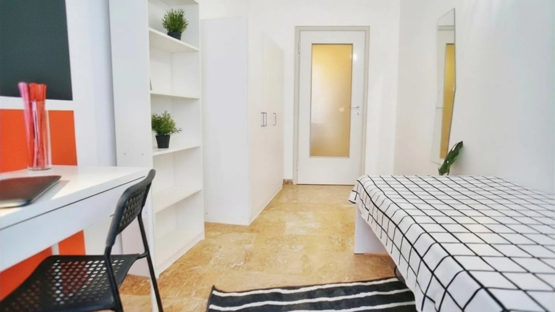 Private room in Milan photo 2