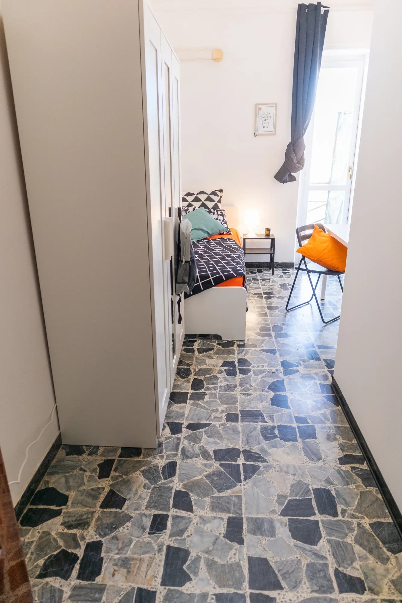 Private room in Cagliari photo 3