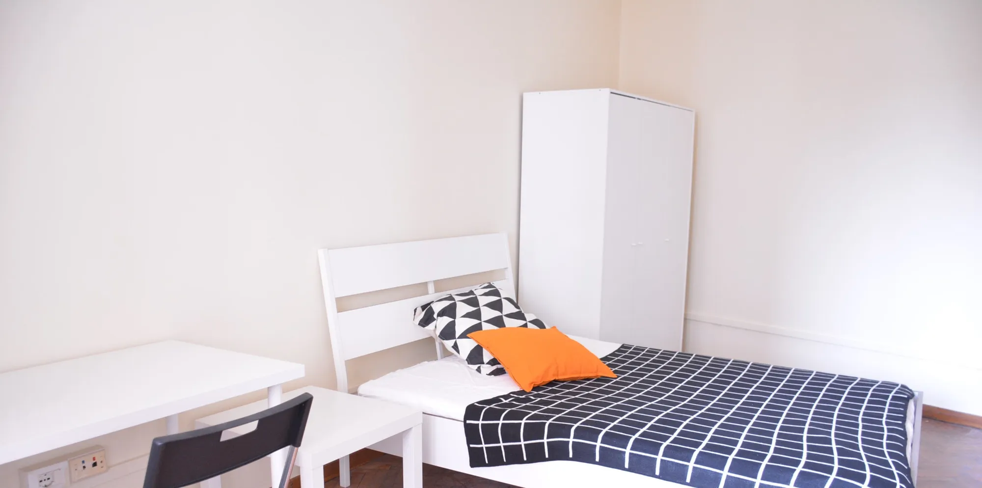 Private room in Cagliari photo 2