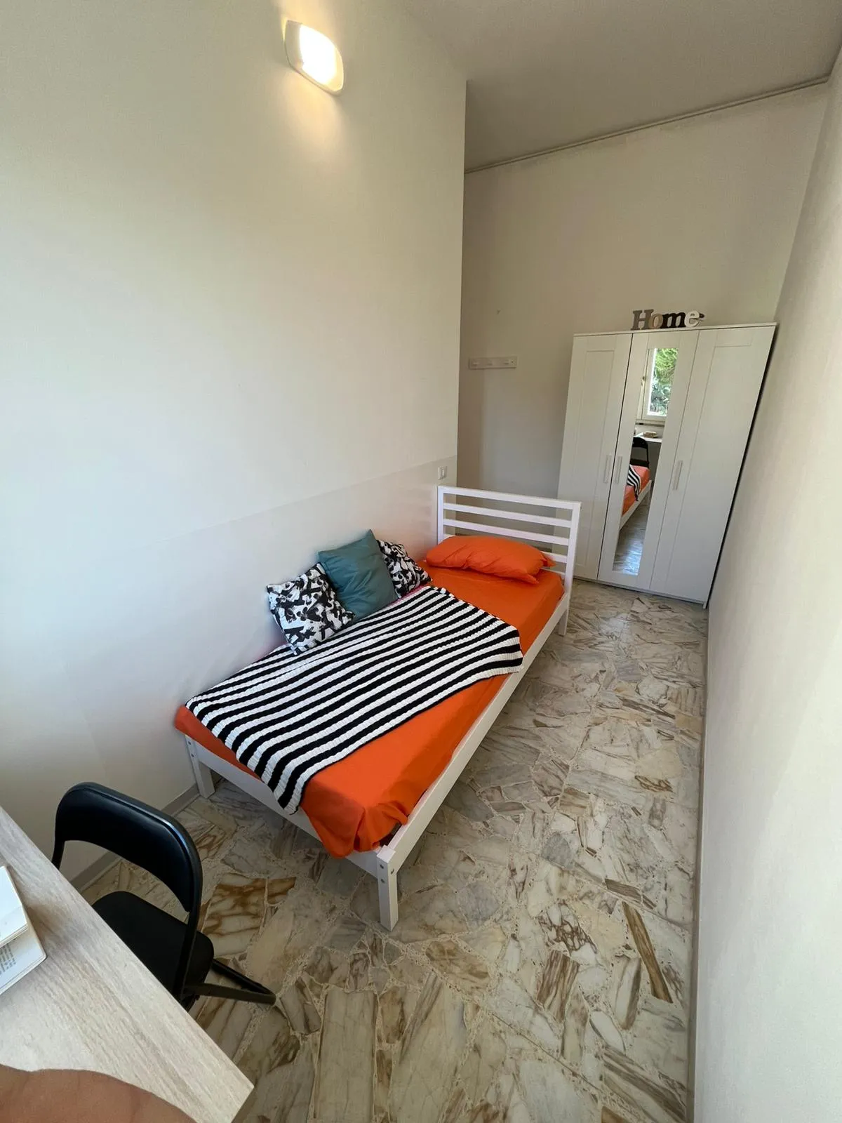 Stanza privata a Cagliari photo 4