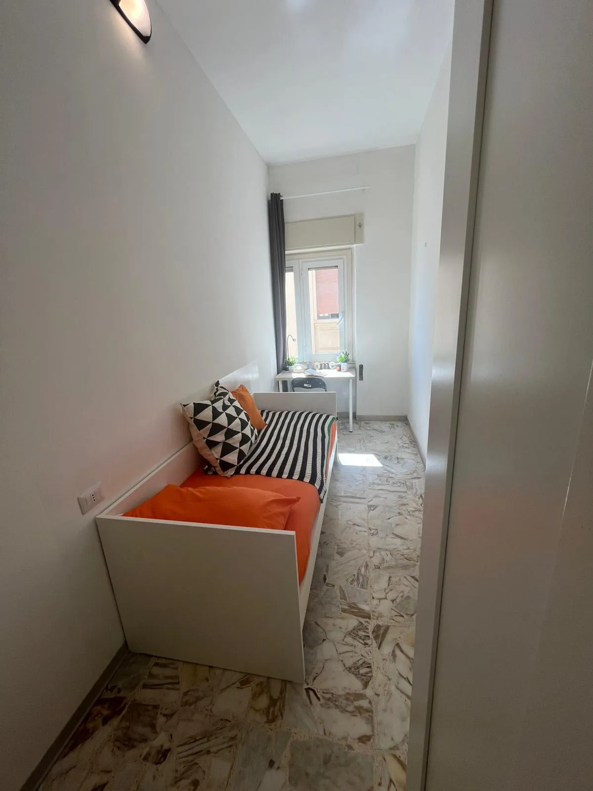 Stanza privata a Cagliari photo 5