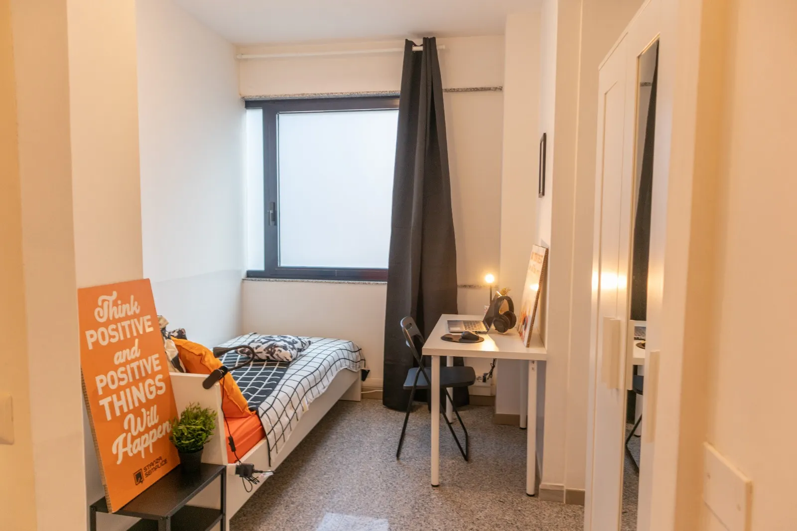 Stanza privata a Cagliari photo 2