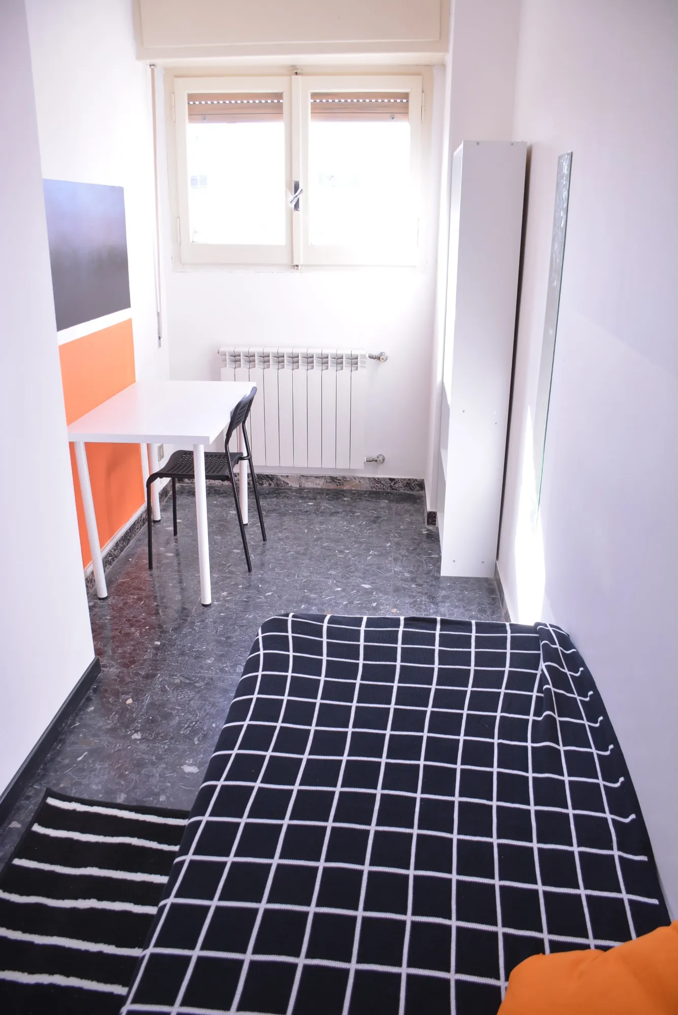 Stanza privata a Cagliari