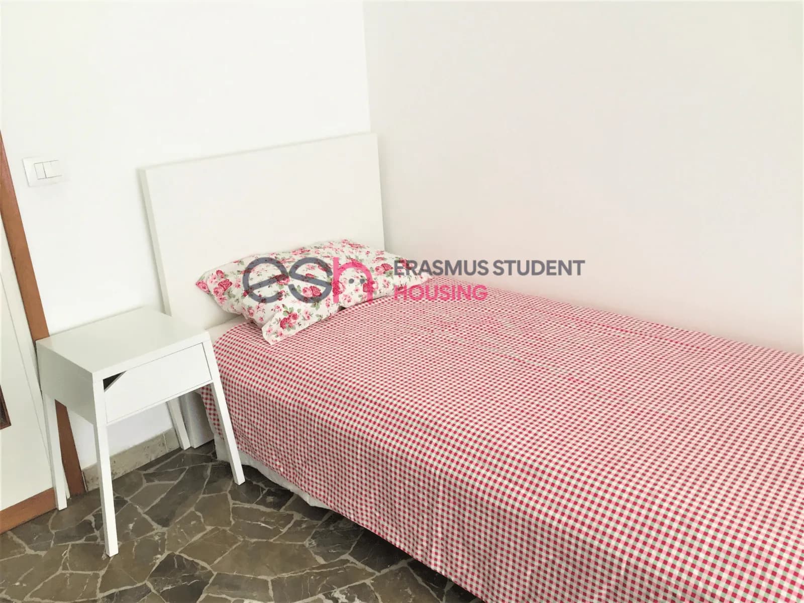 Shared Room in Florence