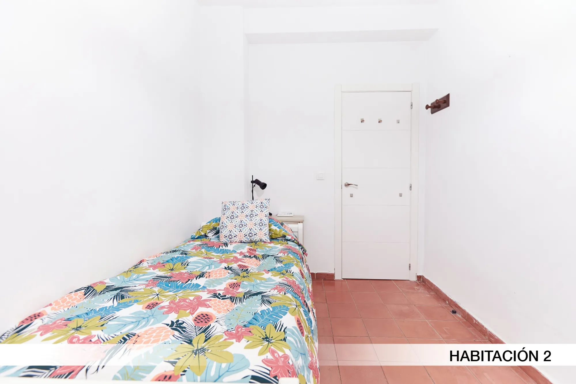 Private room in Seville photo 3