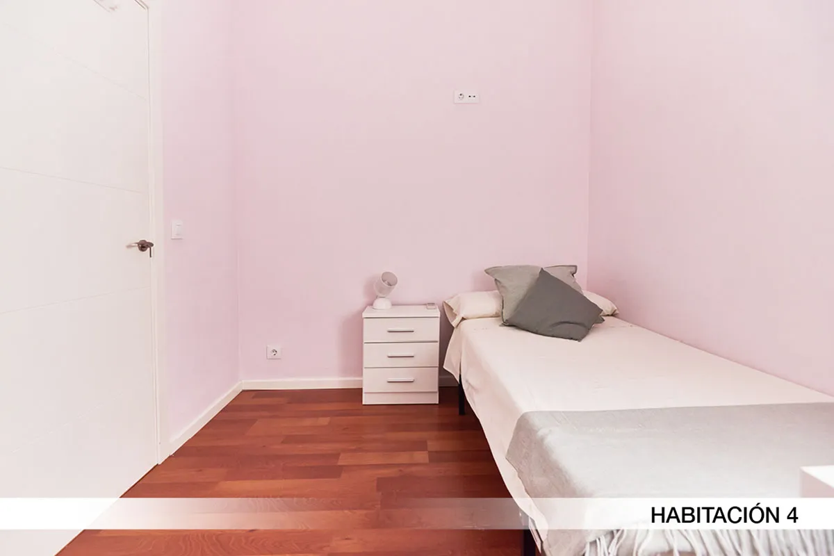 Private room in Seville photo 2