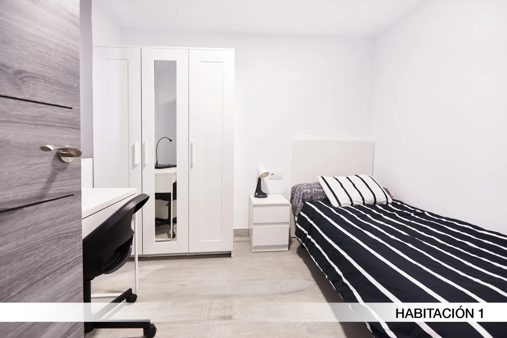 Private room in Seville photo 2