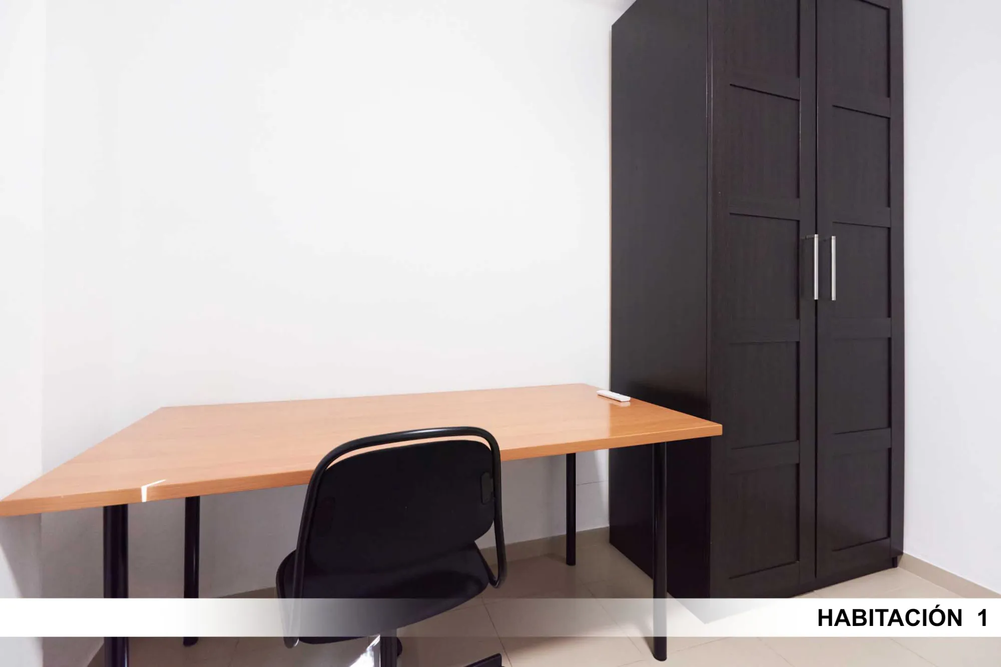 Private room in Seville photo 3