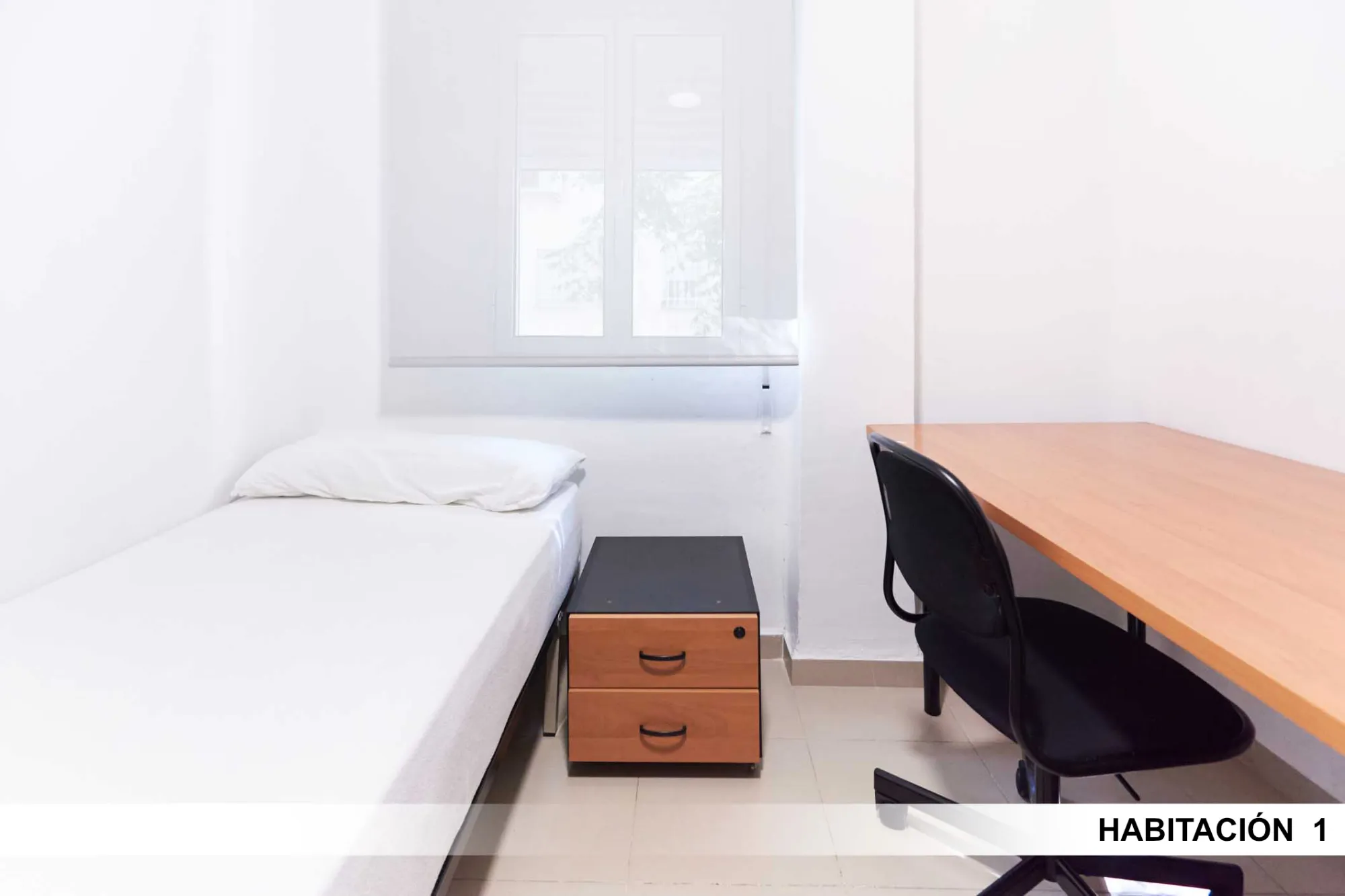 Private room in Seville photo 2